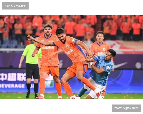 山东4-0新鹏城上半场李源一任意球破门 克雷桑泽卡双线助攻 山东4-0新鹏城上半场李源一任意球破门 克雷桑泽卡双线助攻